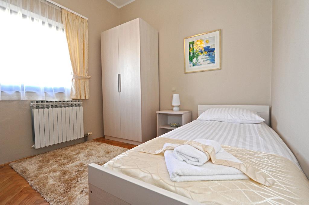 Apartments Villa Violet Zadar Quarto foto